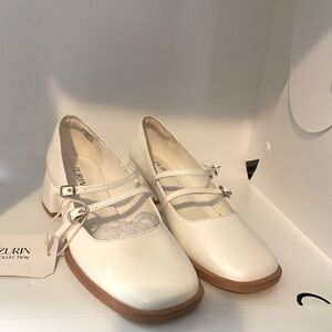 Zurin square toe Mary Jane’s brand new with tags!